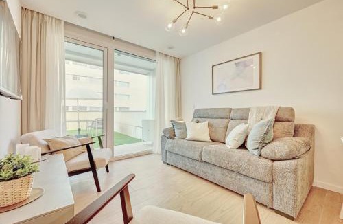 Segundo Ensanche Apartment | Apartamento Salesianos By Clabao