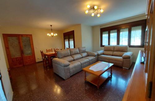 Ainsa-Sobrarbe Apartment | Apartamento Sallan Ainsa Ordesa Zona Zero