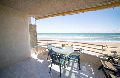 Plaza De La Costera Apartment | Apartamento Vistamar