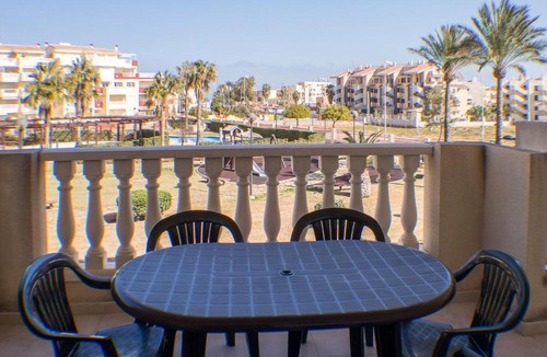 Denia Apartment | Apartamento vistas a jardín y piscina. wifi gratis
