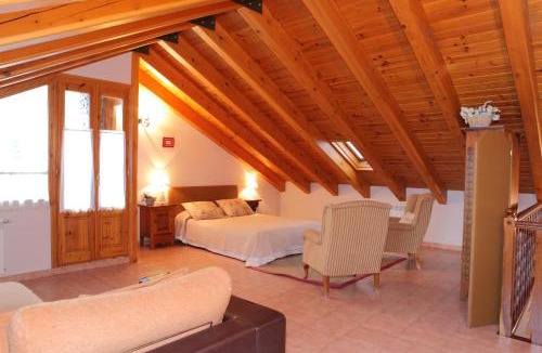 Sahun Apartment | Apartamentos Albá Casa Alquesera