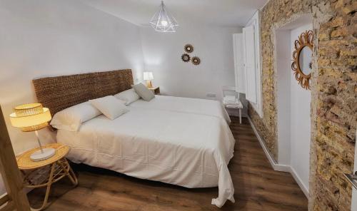 Zaragoza Old Town Apartment | Apartamentos Almada - calle Alfonso - Plaza SAS