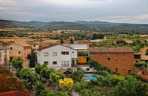 Graus Cottage | Apartamentos Casa Trillo for 8 people