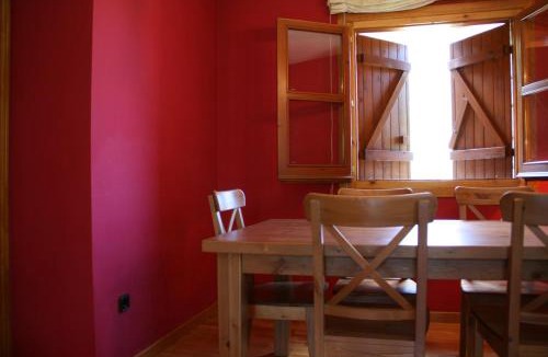 Linsoles Apartment | Apartamentos Cogulla