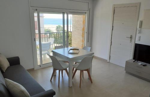 Torredembarra Apartment | Apartamentos Dins Mar Apto. 4