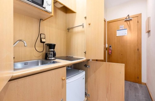 La Maternitat i Sant Ramon Apartment | Apartamentos DV