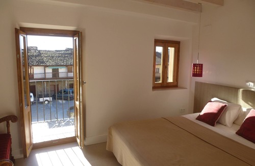 Cuacos de Yuste Condo | Apartamentos Entre Fuentes 50 m2 en casco histórico de Cuacos de Yuste, La Vera