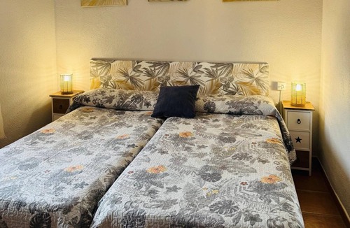 Banos de Montemayor Hotel | APARTAMENTOS RURALES EL SOLITARIO