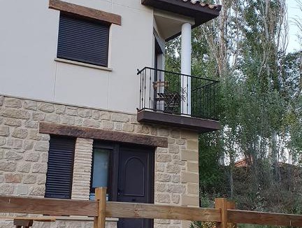 Cuzcurrita de Rio Tiron Apartment | Apartamentos Virgen de Tironcillo 1