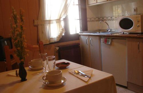 Tragacete House | Apartamentos Jucar - Hotel Rural