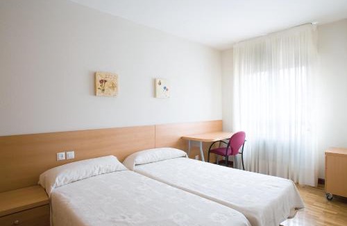 Logrono Apartment | Apartamentos La Aurora by Clabao