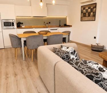 Hervas Apartment | Apartamentos La Iguana