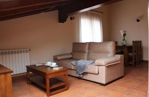 Corral de Ayllon House | Apartamentos Los Rosales de Isabel
