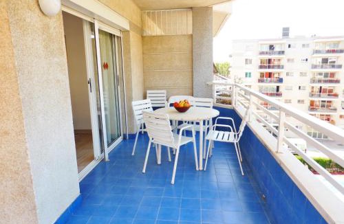 Salou City Centre Apartment | Apartamentos Navarra 008 Familidays
