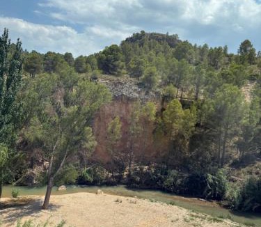Elche De La Sierra Apartment | Apartamentos Rio Gallego