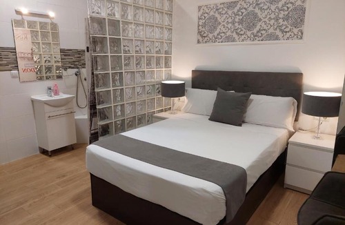 Torrefiel Hotel | Apartamentos Rous - Solo adultos