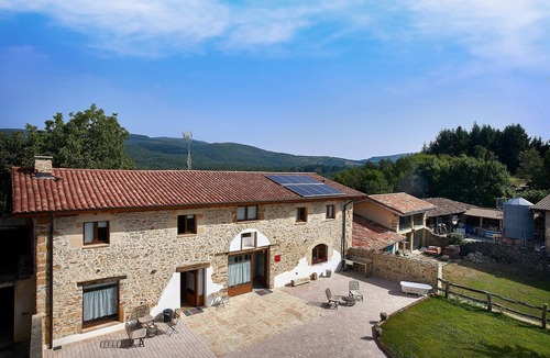 Manurga Apartment | Apartamentos Rurales Dentro del Parque Natural del Gorbeia