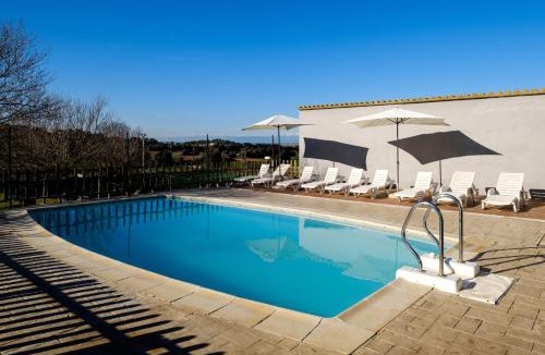 Llavia House | Apartamentos Rurales Els Masos d'en Coll