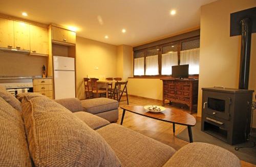 Salardu Apartment | Apartamentos SNÖ Mont Romies