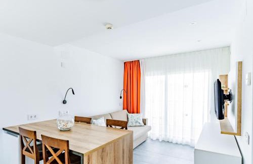Passeig Maritim Apartment | Apartamentos Sunway Apollo