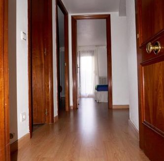 Alujan Apartment | Apartamentos Turísticos Río Gallego (Apartamento Huesca)