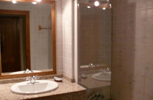 Esterri D'Aneu Apartment | Apartamentos wifi Baqueira & Aigüestortes con jardín privado
