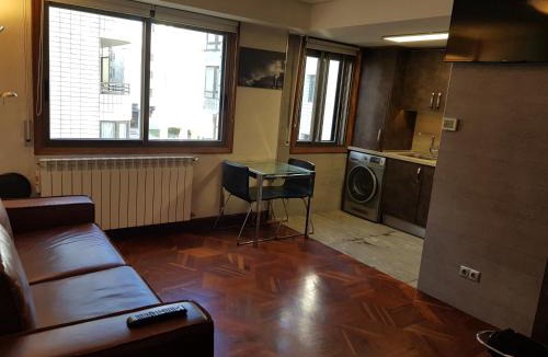 Zarautz Apartment | Apartamentos Zarautz Playa2, con piscina y garaje