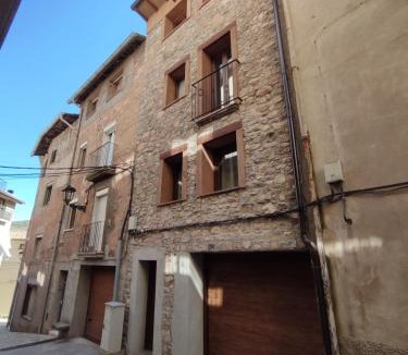 La Pobla de Lillet Apartment | Apartaments La Pedra La Pobla de Lillet