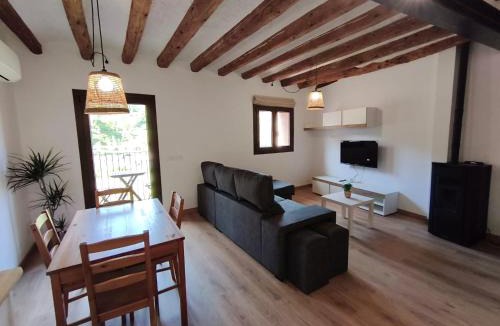 La Pobla de Lillet Apartment | Apartaments La Pedra La Pobla de Lillet