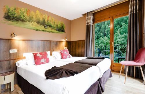 Llorts Apartment | Apartaments La Neu-Mountain Lodges & Restaurant