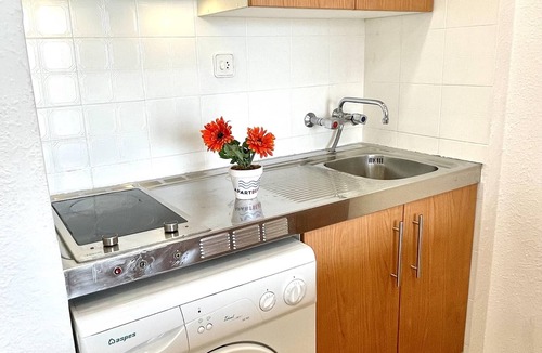 La Pineda Apartment | APARTBEACH ADRIATICO RELAX BEACHFRONT WITH SWIMMING POOL AND PARKING