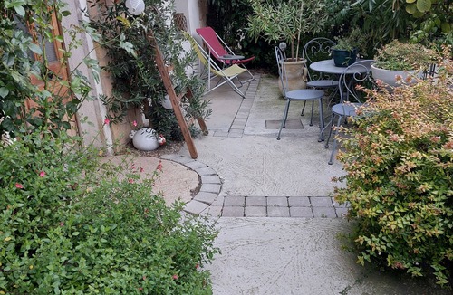 Saint-Romain-de-Jalionas Apartment | APARTEMENT EMPREINTE 3km from Crémieu