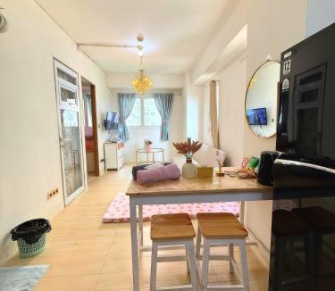 East Jakarta Apartment | Apartemen Cantik 2BR-7 orang Kelapa Gading WIFI