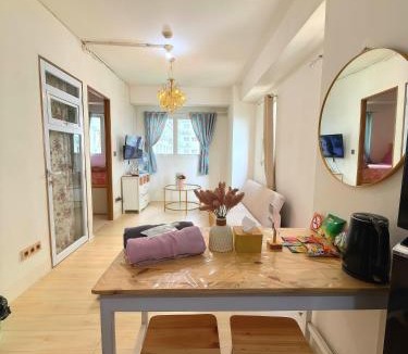 East Jakarta Apartment | Apartemen Cantik 2BR-7 orang Kelapa Gading WIFI