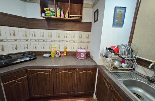 Bandulu Apartment | Apartemen marbella anyer tower Nakula lt 2 type DELUXE 1 KAMAR TIDUR utama 1 kamar anak view kolam renang & laut