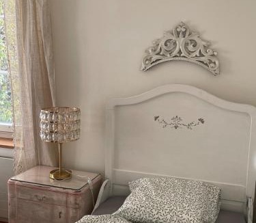 Bruderholz House | Apartement Atelier du Monde BnB