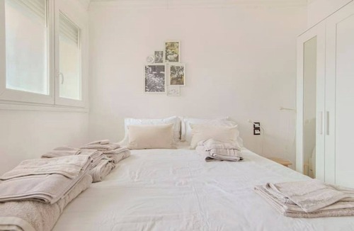 Toulouse East Apartment | Apartement in Toulouse station, metro.