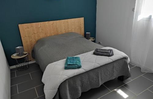 Lurs Apartment | Apartement 'les lavandes" RdC 2CH - terrasse et parking à Lurs