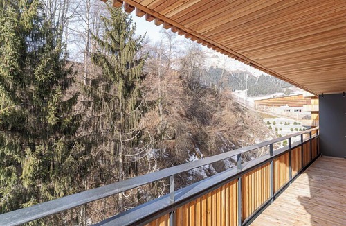 Flims Apartment | Apartemnt Stenna Cavorgia - bright and modern 3.5 room apartment.