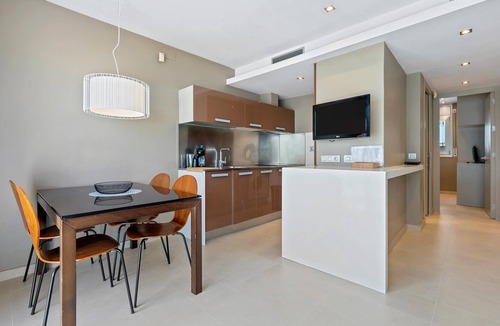Torredembarra Apartment | Aparthotel 10m beach and restaurants 45min BCN