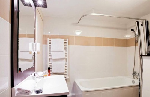 Saint-Charles Apartment | Aparthotel Adagio Access Marseille Saint Charles - Studio 2 People
