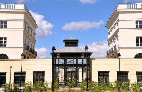 Serris Hotel | Aparthotel Adagio Serris - Val d'Europe