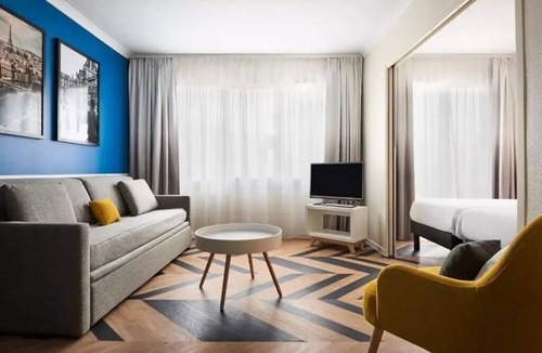 Issy-les-Moulineaux Apartment | Aparthotel Adagio Porte de Versailles* - 2 Rooms 4 People