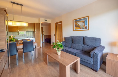 Pals Apartment | Aparthotel Golf Beach