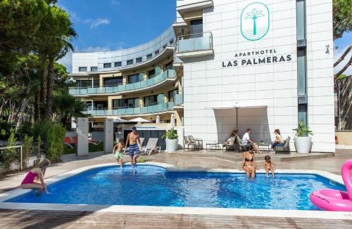 Castelldefels Apartment | Aparthotel Las Palmeras Castelldefels
