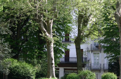 Bagneres-de-Luchon Hotel | Aparthotel le petit train