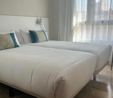 San Pablo Hotel | Aparthotel Los Girasoles