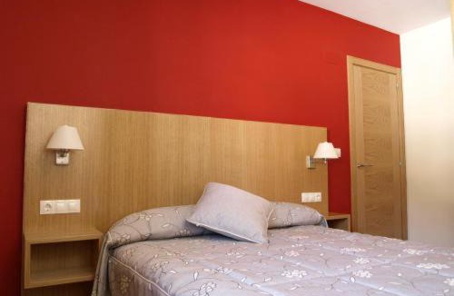El Pueyo de Jaca Apartment | Aparthotel Peña Telera Resort