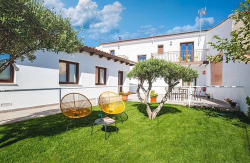Malpartida de Plasencia Apartment | Apartment Luna de Monfragüe
