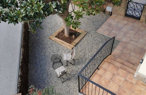 Monistrol de Montserrat Apartment | Apartment with private garden with views to Montserrat